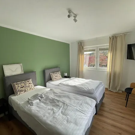 Appartamento In Ruhiger Lage, 3 Schlafzimmer, Einzelbetten Bis Zu 6 Personen, Nahe Ulm